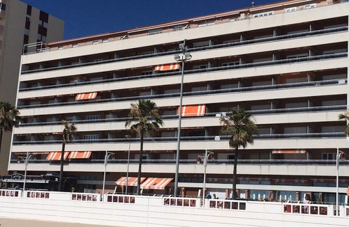Cadiz Apartment | Oceanfront Luxury Triplex in Cadiz