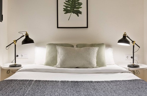 L'Hospitalet de Llobregat Apartment | Olala Urban Chill Flat 5.1 I Balcony