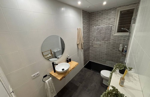 Sant Corneli Apartment | Peace Corner among Mountains