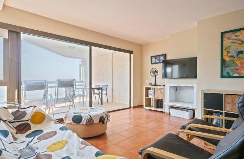 Sant Antoni de Calonge Apartment | Piso familiar con piscina frente al mar