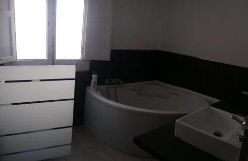 La Malva-rosa Apartment | Piso Playa Patacona/Malvarrosa