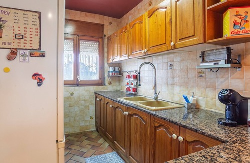 Sant Hilari Sacalm House | Private Studio 'Can Mussol' with Terrace, Balcony and Wi-Fi