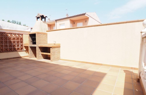 L'Escala House | Ref. FLUVIÀ: house with a big private pool, 4 bedrooms and wifi.