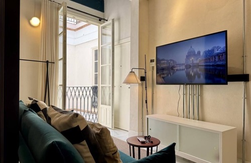 Santa Cruz Apartment | Refinadores Boutique Apartments - Cervantes