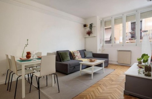 la Vila de Gracia Apartment | Renovated Apartment in Vila de Gràcia
