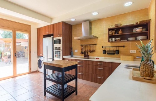 Argentona Apartment | Romantic Apartment Escape in Argentona