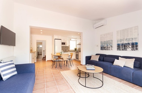 Vilassar de Mar House | Rosari - House with patio - 3 minutes walk from the beach - 30 min from Barcelona