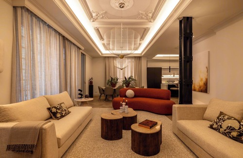 Milla de Oro Apartment | Royal Apartment in Barrio Salamanca