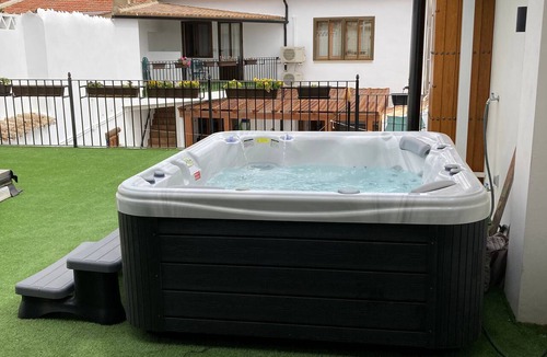 El Peral House | Rural getaway ideal for outdoor activities with jacuzzi