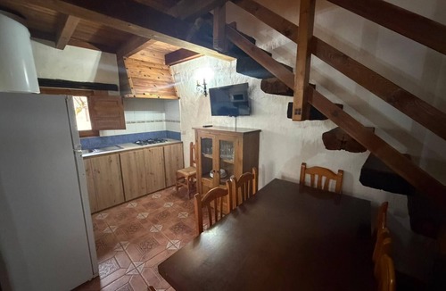 Ossa de Montiel Cottage | Rural House in Lagunas de Ruidera -Fuentecillas - Swimming Pool - Barbecue - Jacuzzi