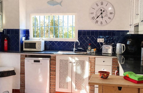 Iznajar Cottage | Rural house located in the heart of the Natural Park of the Sierras Subbeticas.