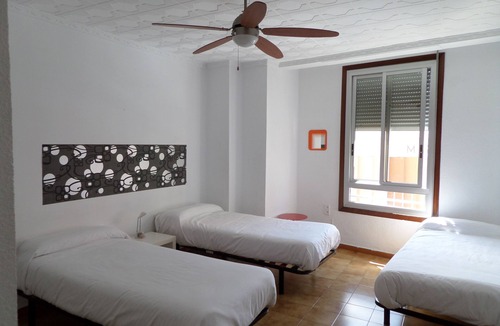 Eixample House | Russafa Youth Hostel