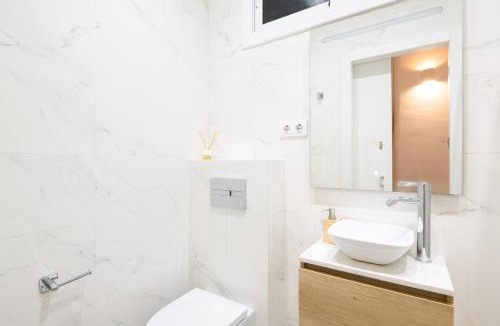 La Sagrada Familia Apartment | Sagrada Familia Comfy apartment