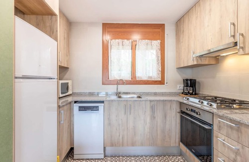 Llanca Apartment | Sant Carles 22 - sunny apartment with sea views