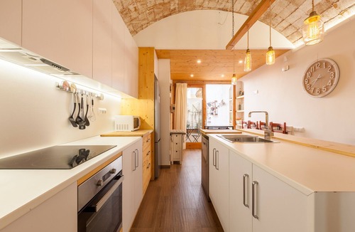 Arenys de Mar House | Sant Rafel House – Private Terrace, 5-Minute Walk to the Beach