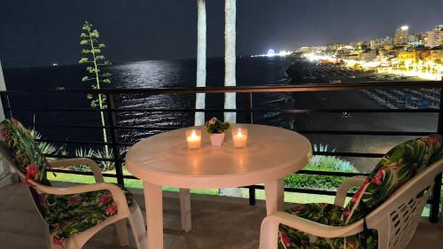Carihuela Apartment | SANTA CLARA. THE MOST AWESOME VIEWS