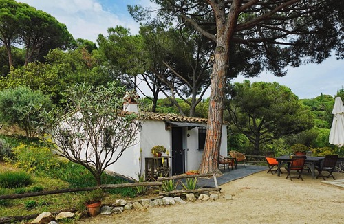 Sant Andreu de Llavaneres House | Sea View Casita - Boutique Retreat Barcelona Coast