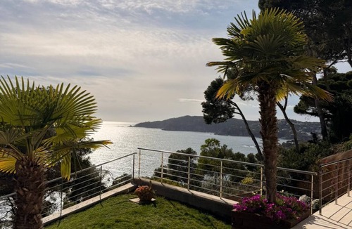 Llafranc Villa | Sea Views. 5 Min Walk to Beach. Pool