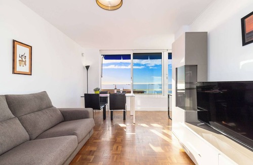 Tarragona Apartment | Seaview Via Augusta - Unik Vacation