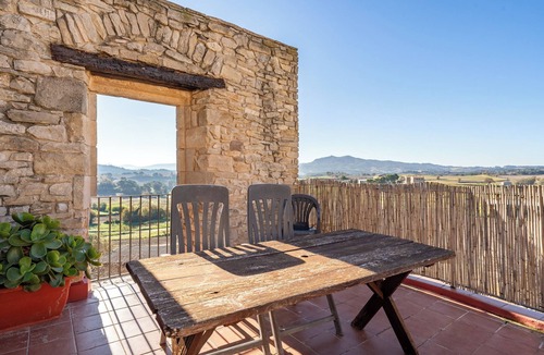 Guialmons Cottage | Self catering Can Gasol for 12 people