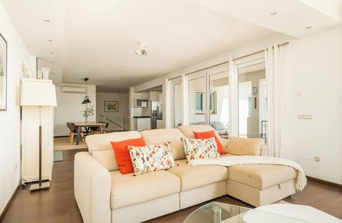 Torreblanca Villa | Spacious 3BR Villa with pool and views