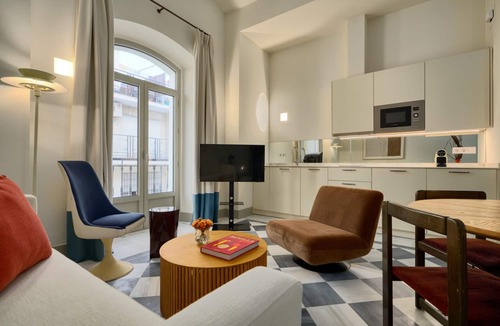 Museo Apartment | Spacious and elegant apartment for up to 6 guests in the historic heart of Seville, ideal for families and groups