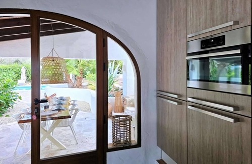 Benissa Villa | Spacious Retreat with Games