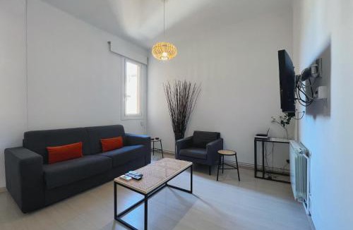 La Sagrada Familia Apartment | Stay U-nique Apartments Lepant