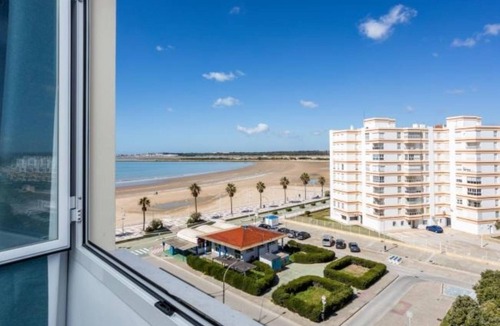 Valdelagrana Apartment | Studio 'Valdelagrana With Parking and Pool' – Communal Pool, Wi-Fi & Air Conditioning