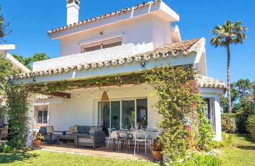 Mijas Villa | Stunning, family-friendly private villa with pool, sunny garden & sea views