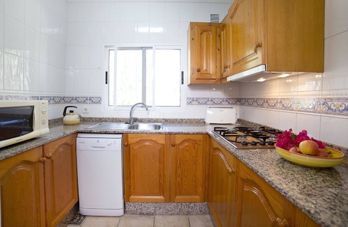 La Canuta House | Stunning private villa for 10 people with private pool, A/C, WIFI, TV and terrace