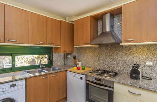 Tamarit House | Stunning villa for 6 people with pool, A/C, WIFI, TV and terrace