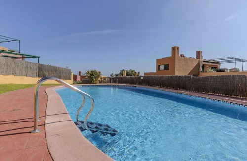 Tamarit House | Stunning villa for 6 people with pool, A/C, WIFI, TV and terrace