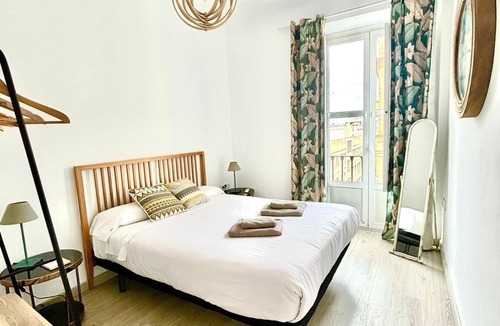 Alfalfa Apartment | Tetuan 4I - Two Bedroom Apartment, Sleeps 6