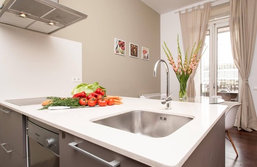 Dreta de l'Eixample Apartment | Three bedrooms apartment with terrace