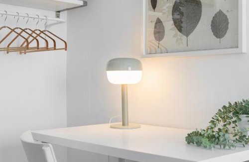 L'Hospitalet de Llobregat House | Toledo House Habitacion privada en apartamento y baño compartido 3 planta sin ascensor