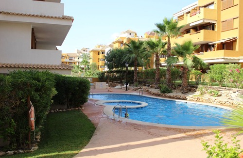 Punta Prima Apartment | Torrevieja punta Prima.2 bedrooms.2 bathrooms. Large terrace overlooking the golf course.for 4pers.