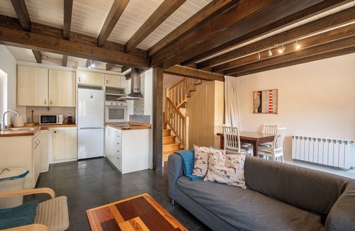 Bricia Other | Tranquil farmhouse with WiFi in charming Bricia