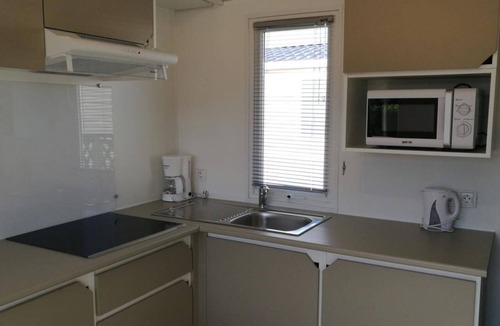 Malgrat de Mar House | Vacation village Els Pins Mobilehome Premium 3AC for 6 persons