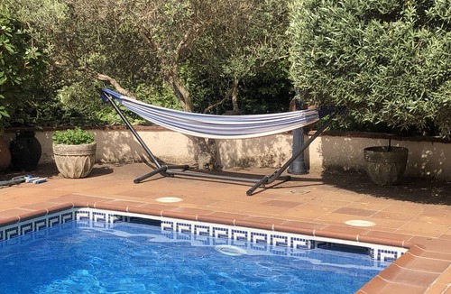 Vallgorguina Villa | VILLA BETWEEN NATURAL PARKS
