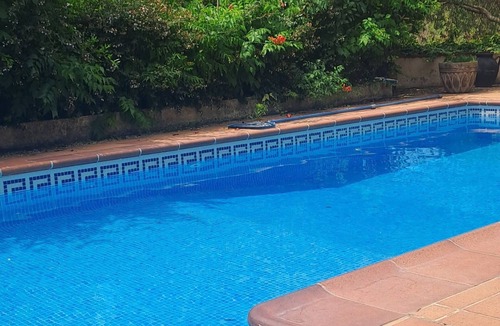 Vallgorguina Villa | VILLA BETWEEN NATURAL PARKS
