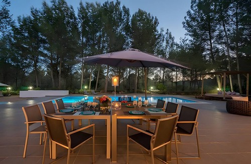Santa Gertrudis Villa | Villa "Can Drago" Private Pool, Large Garden, Terrace, WiFi & A/C
