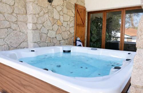 Sant Feliu de Buixalleu House | Villa Can Raurell · Casa rural para 14 en Girona