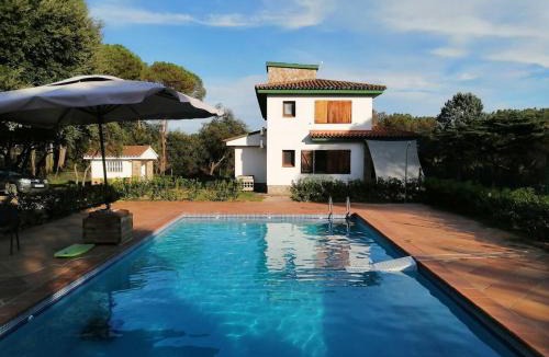 Sant Feliu de Buixalleu House | Villa Can Raurell · Casa rural para 14 en Girona
