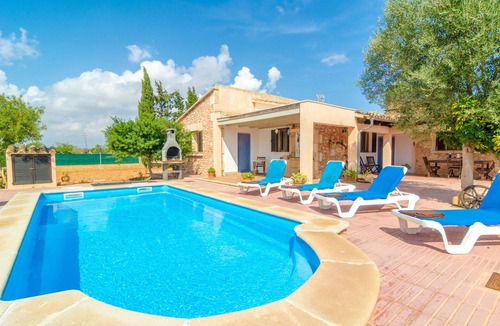 Campos Villa | VILLA CÉSAR - Villa with private pool and free Wifi in Campos
