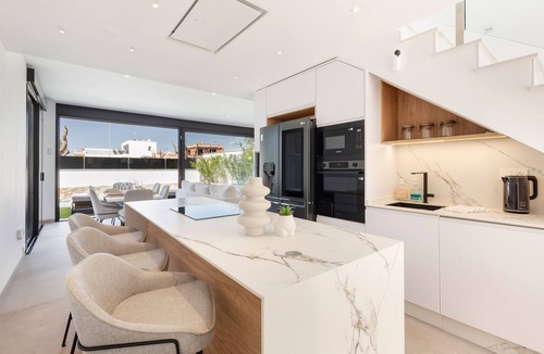 Santiago de la Ribera Villa | Villa 'Chalet Con Piscina En San Javier' with Private Pool, Wi-Fi and Air Conditioning