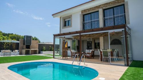 O Grove Apartment | Villa con piscina cerca de la playa