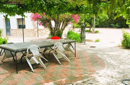Priego de Cordoba Ski Chalet | Villa Dolores | Swimming pool, tennis, and game room