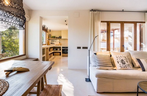 Olivella Villa | Villa Falco - Four Bedroom Villa, Sleeps 10