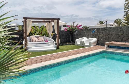 Montana Roja Villa | Villa Faro Park with private pool